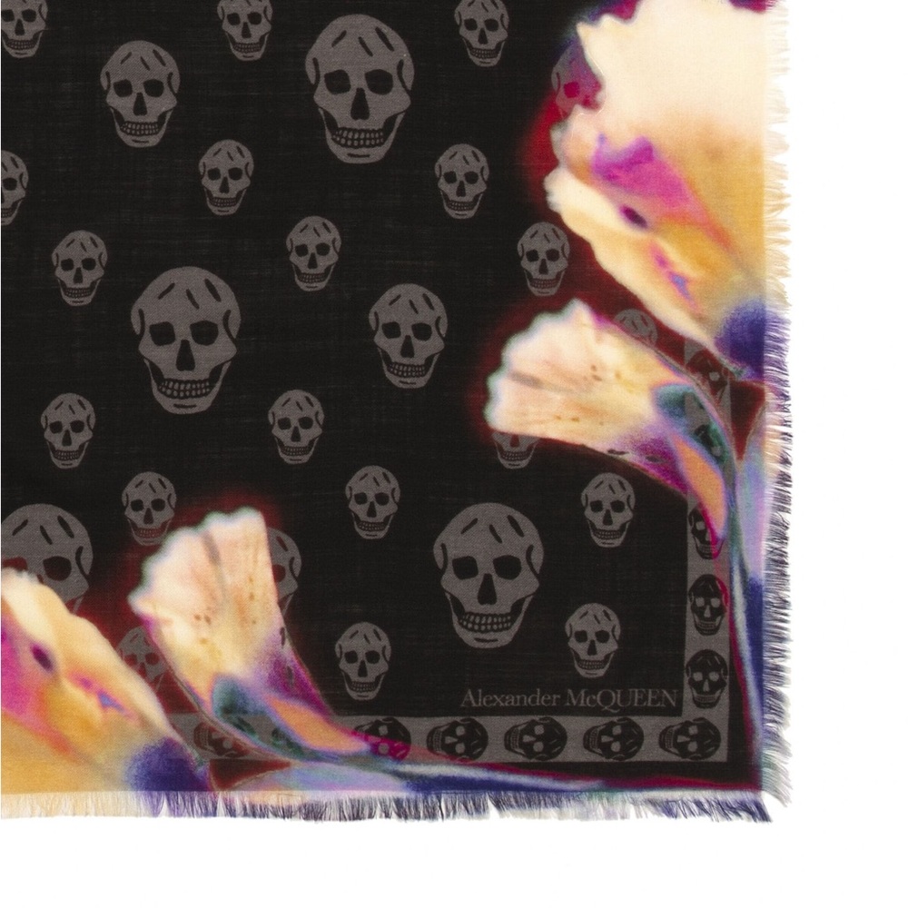 NWT AM SCARF - Picture 2 of 6